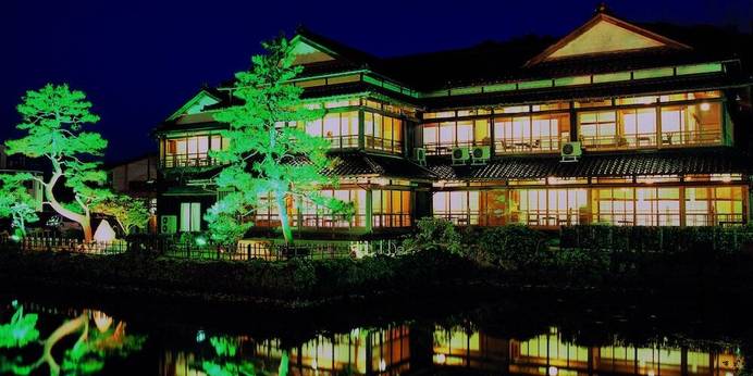 和倉温泉 大正ロマンの宿 渡月庵(石川県 旅館) / 1