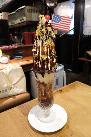 「KANARIYA 本店」料理 1240994 パフェ≪チョコ≫（\680、2015年3月）