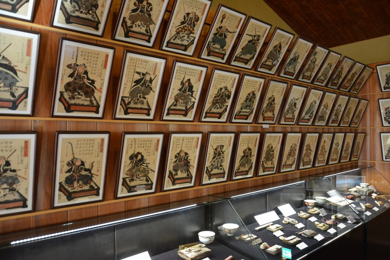 貴重な調度品で歴史を感じる「時代もの展示処」3696621