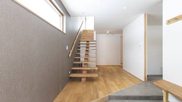 内部エントランス / 2