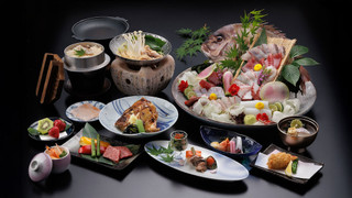 和室 喫煙 海側 2食付き 渦潮会席(阿波牛、阿波尾鶏、鳴門鯛）夕食部屋食