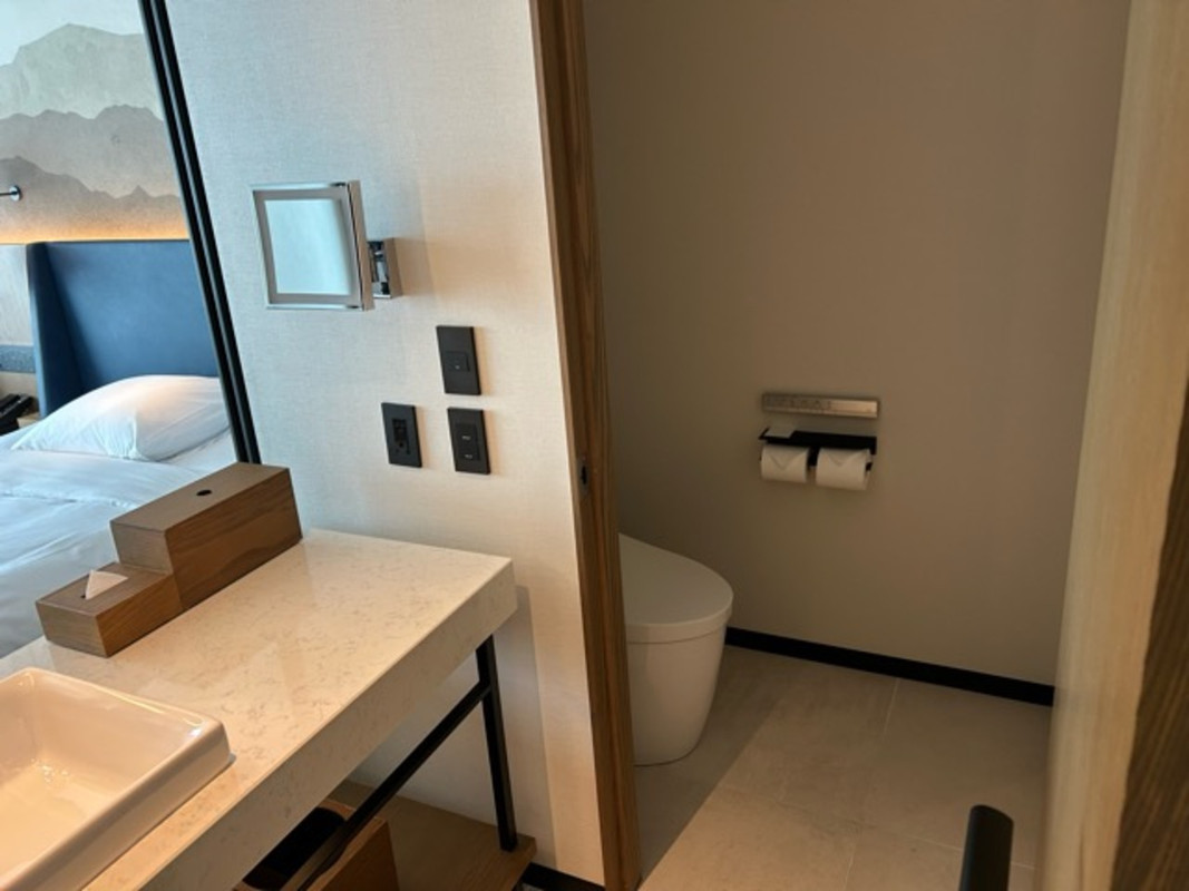 トイレは独立