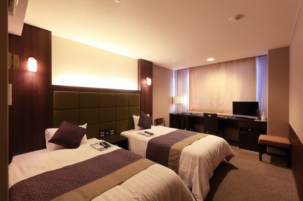 駅から徒歩約1分!ブック&カフェ併設の観光拠点におすすめホテル3983189