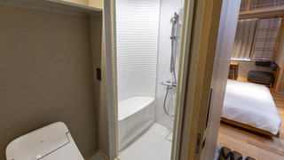高層階 禁煙 ダブルルーム シャワートイレ付 最大２名まで
