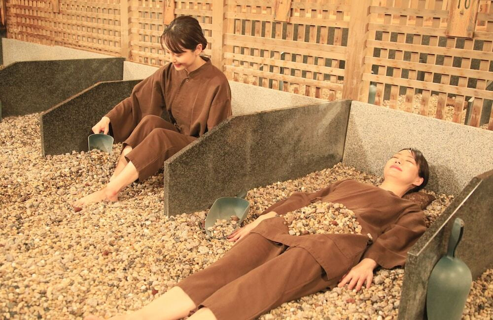 21時間ステイも可。露天風呂や薬石浴で温泉の恵みをたっぷりいただく3450639