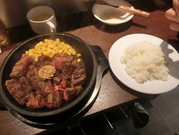 「いきなりステーキ 五反田店」料理 1022401 ワイルドステーキの450gがいきなり登場です