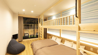 [禁煙] スーペリア洋室フォースロフトルーム 内風呂なし(眺望なし)