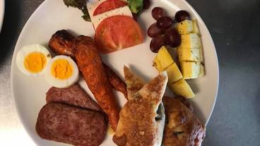 朝食 / 3