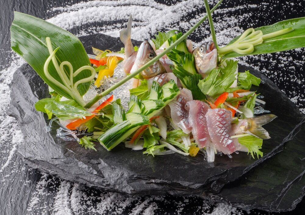 夕食一例 岩魚お造り