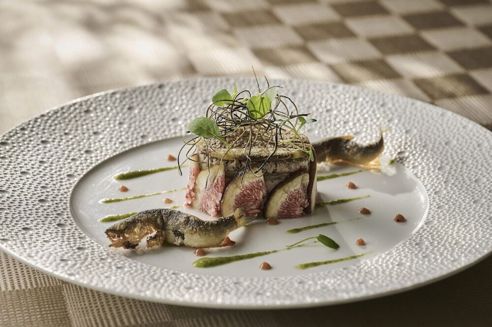 美食と絶景、温泉のマリアージュに浸る非日常3494263