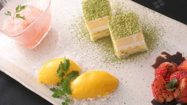 食事・飲み物 / 15