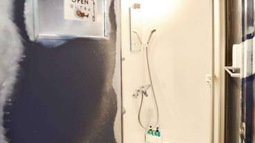 施設の正面 / 18