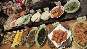 食事・飲み物 / 8