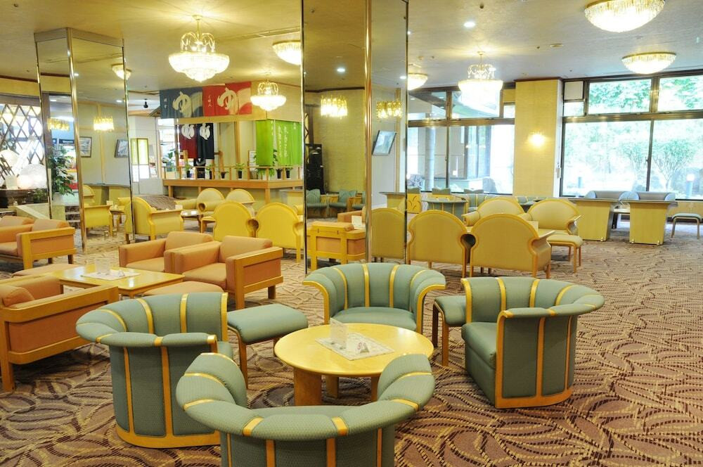 ロビーラウンジ