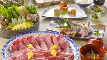 食事・飲み物 / 3