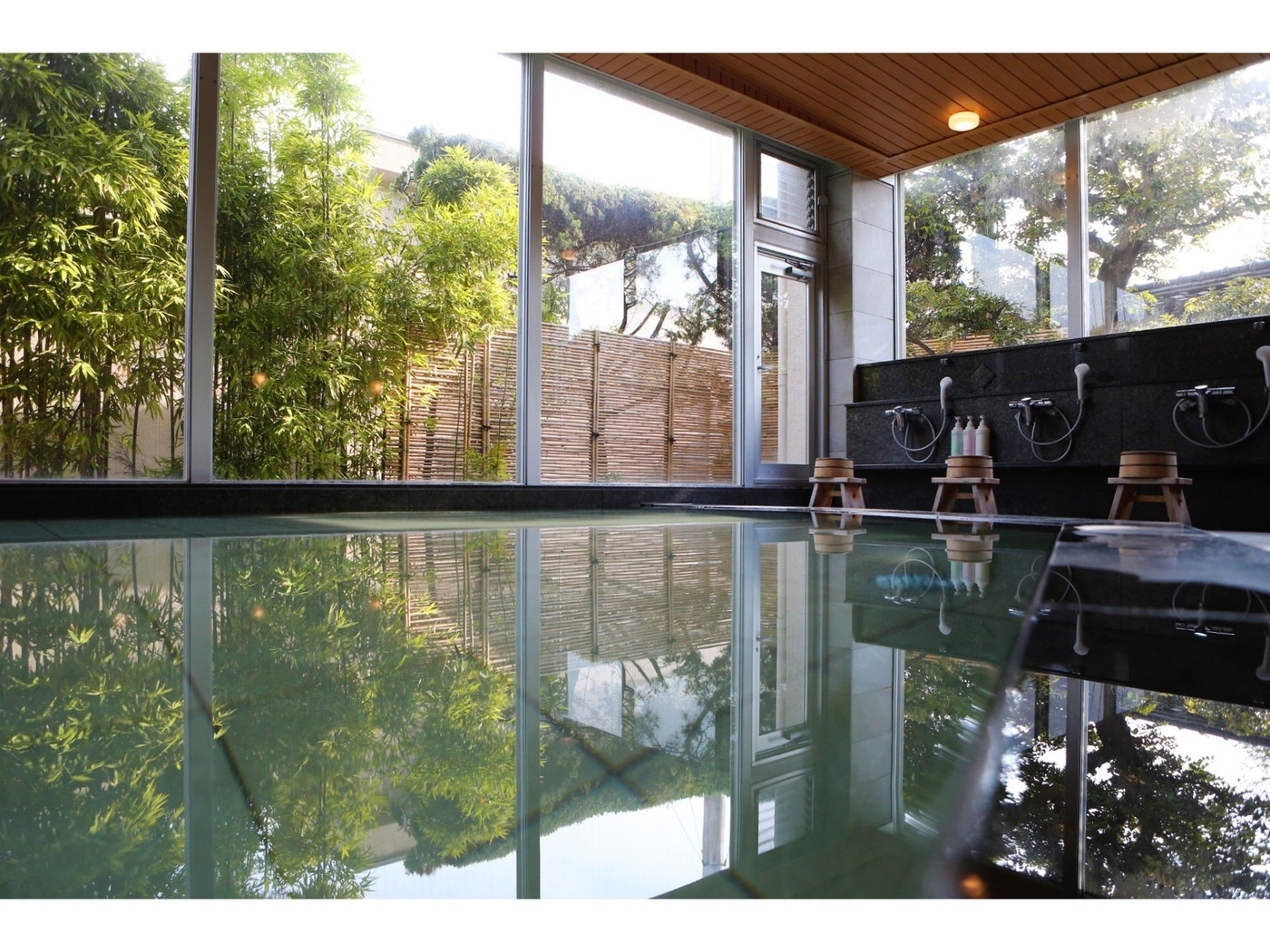 明治10年創業。「出雲大社」にちなんだ縁起の良い朝食3929642