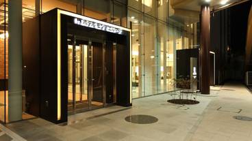 施設の入り口 / 20