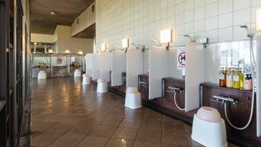 大浴場 洗い場 / 4