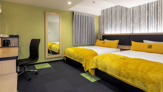 ツインルーム ダブルベッド2台 禁煙 (B)