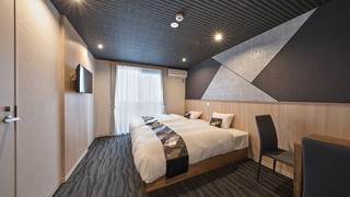 ラージ ツインルーム