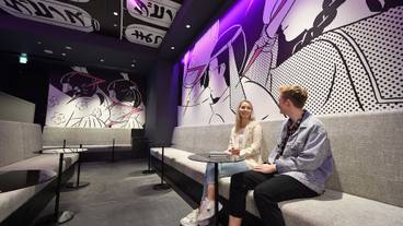 ロビーラウンジ / 12