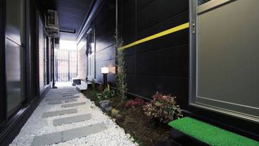 施設の敷地 / 12