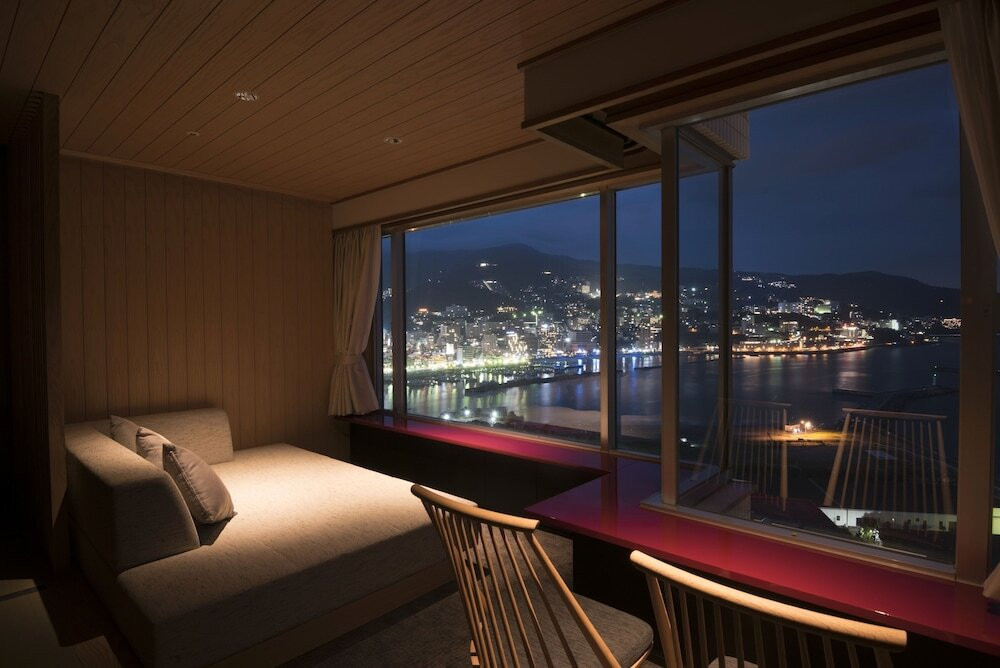 高階層から絶景を独り占め！夏は夜空にきらめく花火を楽しむことも！4003114