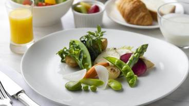 朝食／メインディッシュ一例③ / 5