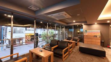 ロビー応接スペース / 4