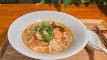 食事・飲み物 / 1