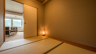 和室10畳+次の間3畳 禁煙