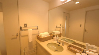 [禁煙] 和洋室 (2階) : 8畳+洋室