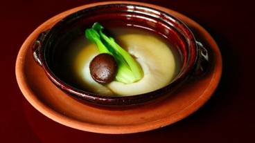 旅館のお食事処 / 5