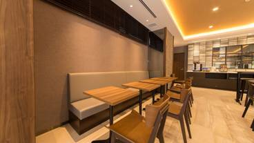 ロビー応接スペース / 12