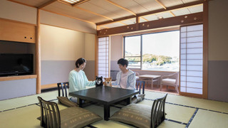 レイクビュー 和室12.5畳 (禁煙)