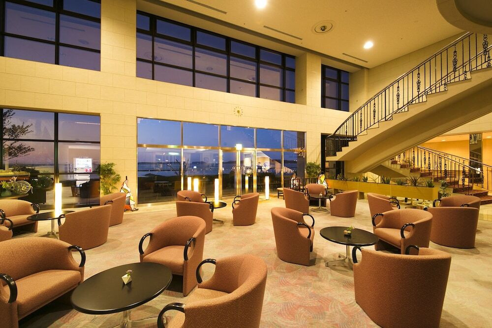 ロビーラウンジ