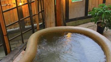 屋外スパ浴槽 / 2