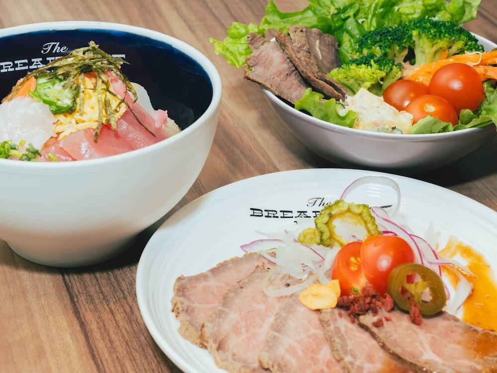朝食