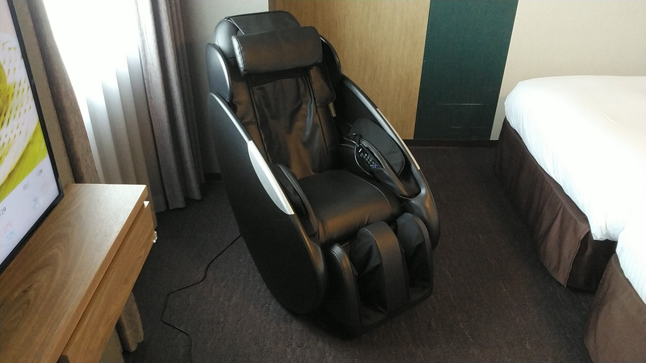 マッサージチェアーがあります