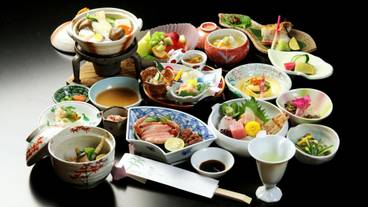 冬料理の一例。ふぐやブリなど北陸の魚が登場 / 2