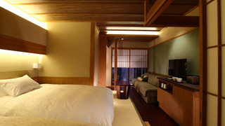 萌黄 ツインベッドルーム 禁煙