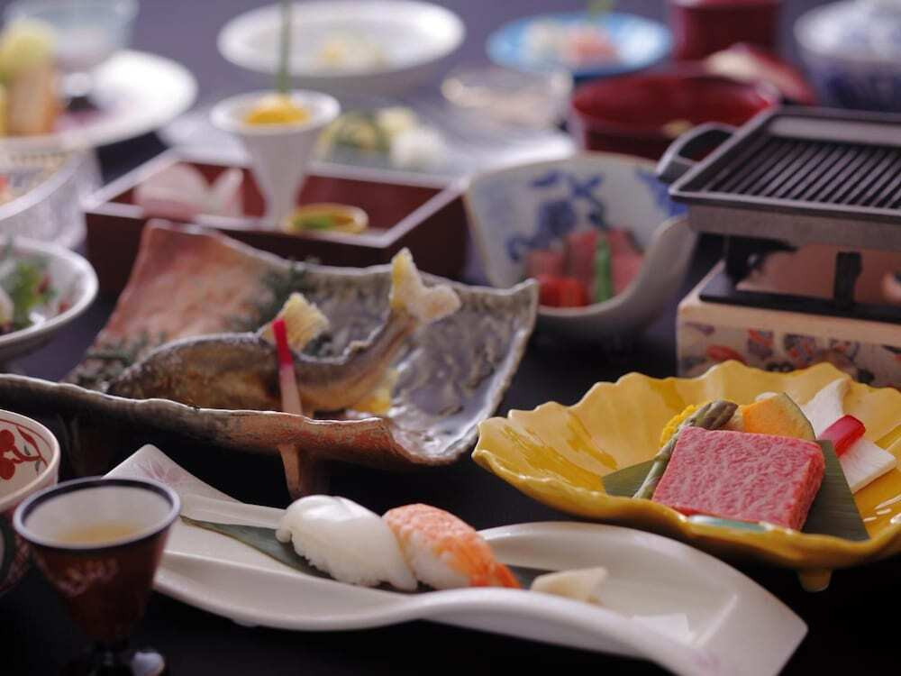 欅をふんだんに使った癒しの宿3400324