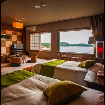 「エンジェルロード」目の前！プールやゲームコーナーなど施設も充実3905851