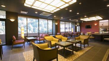 ロビーラウンジ / 6