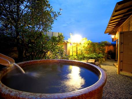 京都 嵐山温泉 渡月亭 / 2