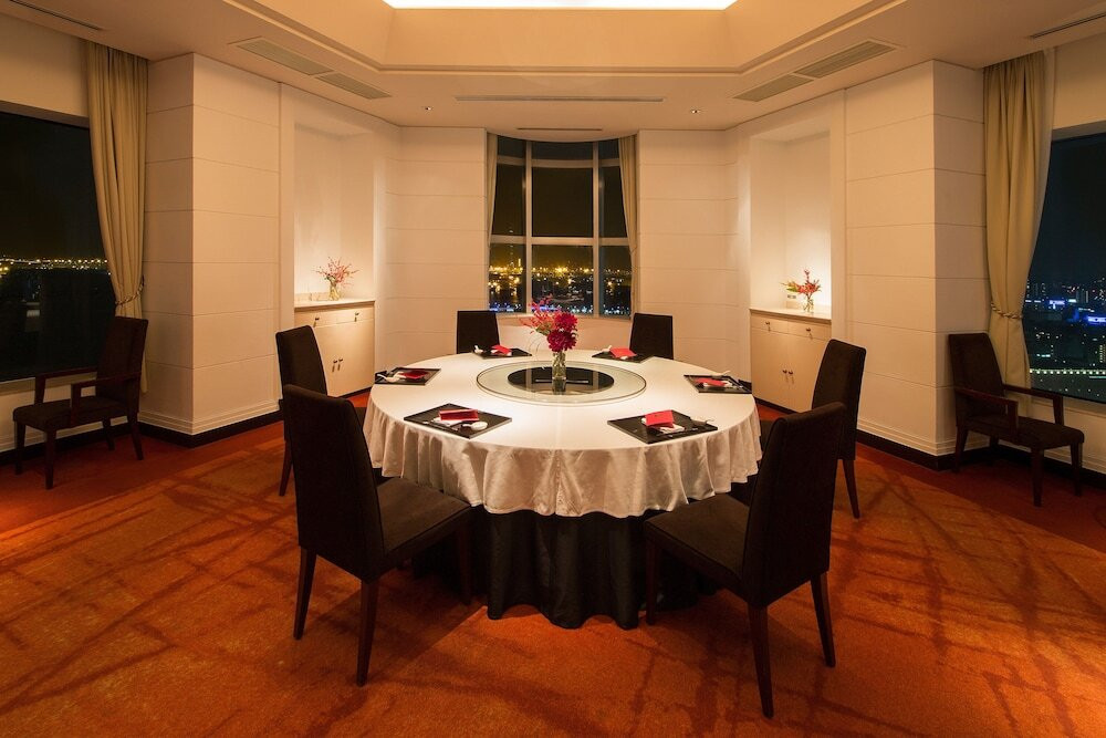 絶景レストランでプロポーズも大成功4242528