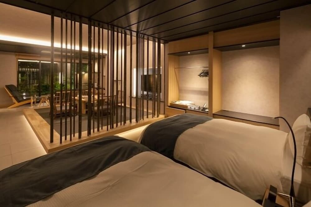 3つの自家源泉から、かけ流しの客室露天風呂のある宿3968077