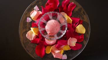 食事・飲み物 / 3