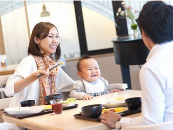 靴を脱いで過ごせるフローリングのお部屋や、独立型の水回りがうれしい！4263414