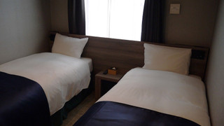 コンフォート ツインルーム シングルベッド 2 台 禁煙